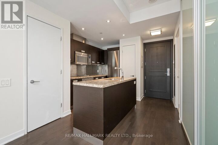 Property Photo: 90 Park Lawn Road 2302 ON M8Y 0B6