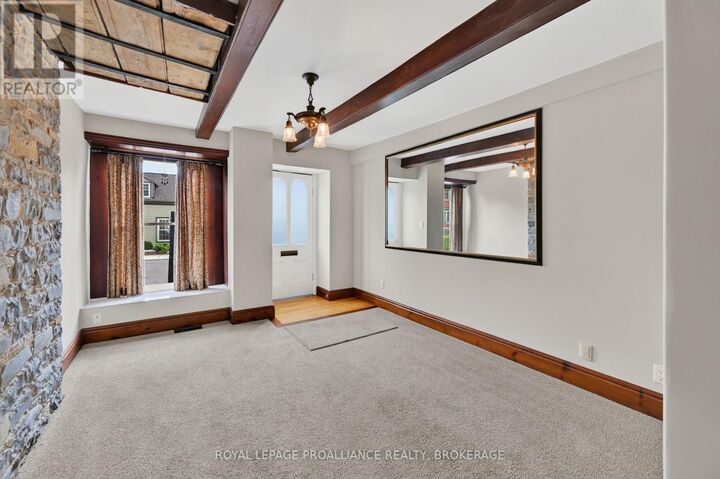Property Photo: 12 Rideau Street ON K7K 2Z6