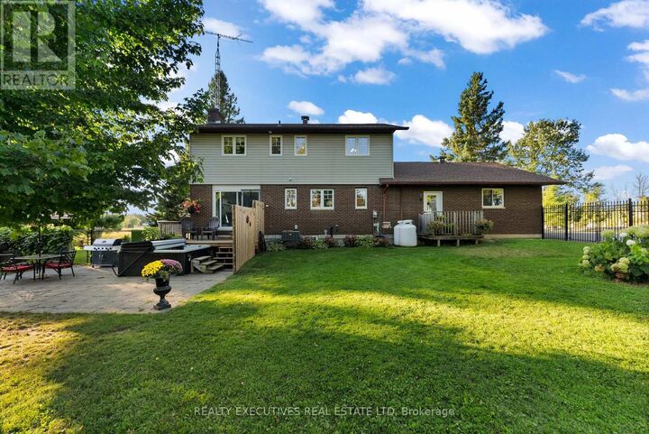 Property Photo: 28 Anglican Church Road ON K0G 1L0