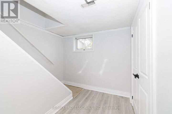 Property Photo:  5 Bryne Boulevard Bsmt  ON L2T 2H8 