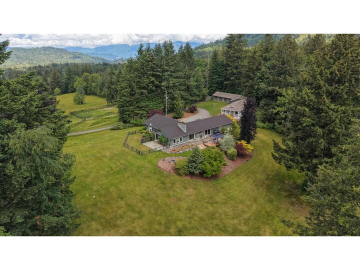 4658 Bruce Road — photo 1