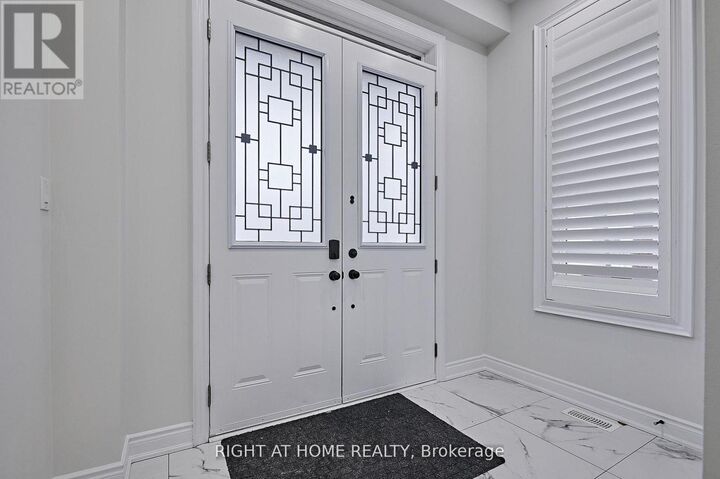 Property Photo:  292 Windfield Farm Drive  ON L1L 0M3 