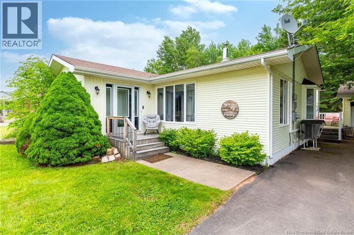 Property Photo:  5 Broussard Street  NB E4N 1N1 