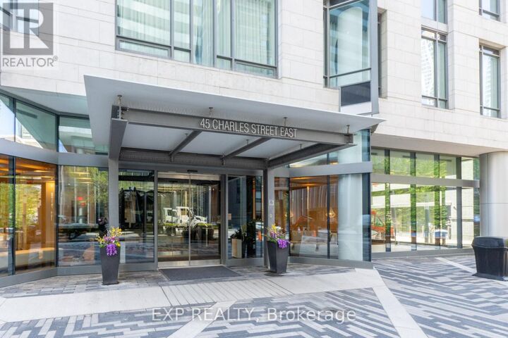 Property Photo: 45 Charles Street East 3606 ON M4Y 0B8