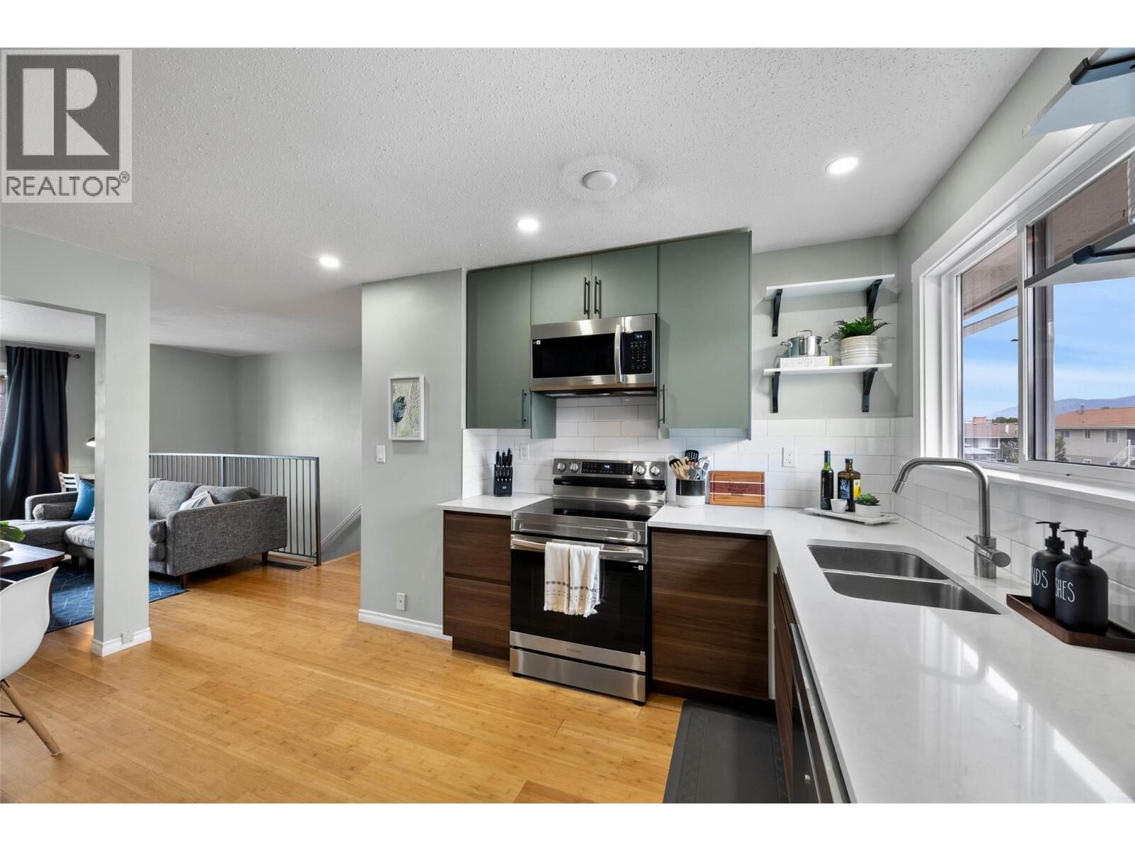 Property Photo:  800 Valhalla Drive 47  BC V2B 1R8 