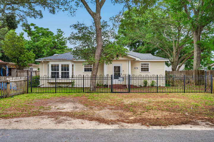 Property Photo:  679 Anderson Drive  FL 32547 