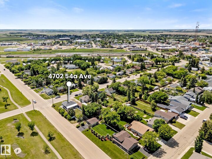 Photo de la propriété:  4702 54 A Avenue  AB T9C 1G2 