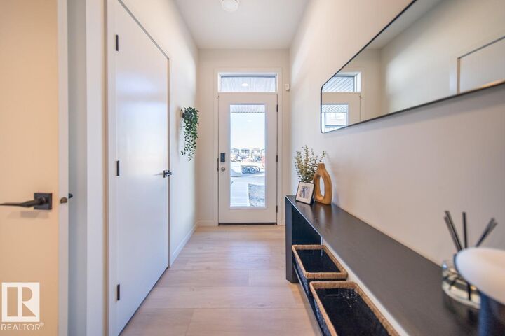 Property Photo:  88 Devonshire Drive  AB T8B 0G7 
