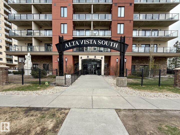 Property Photo:  10303 111 Street NW 403  AB T5K 0C6 