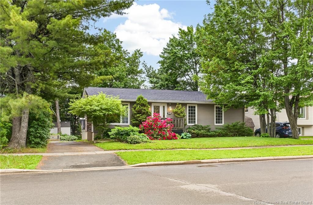 Property Photo:  28 Southland Drive  NB E1A 5E3 