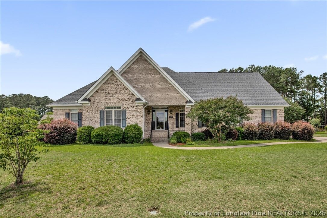 Property Photo:  1309 Oakridge Boulevard  NC 28358 