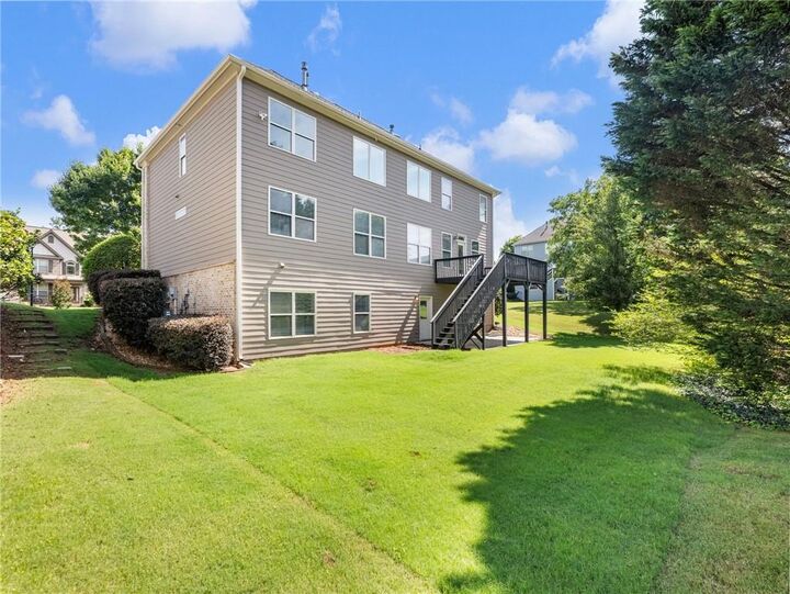 Property Photo: 1960 Manor View GA 30041