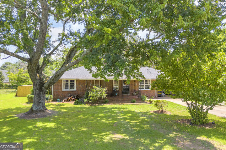 Property Photo: 147 Clifford Street GA 30052