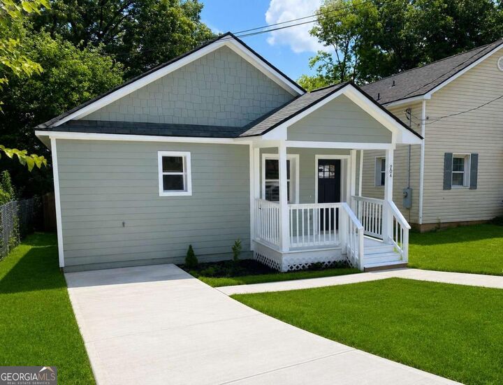 Property Photo:  904 Welch Street SW  GA 30310 