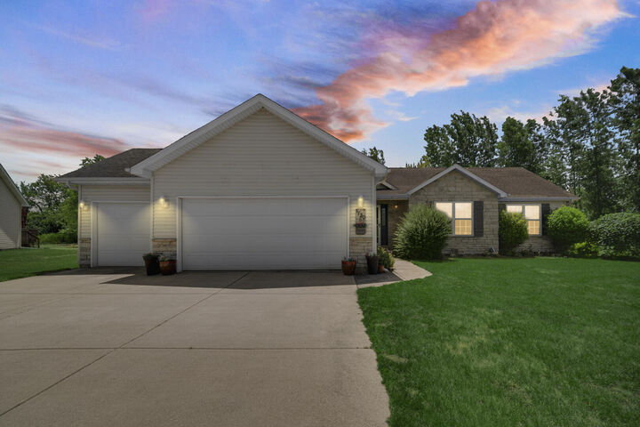 Property Photo:  1730 Elderberry Circle  IN 46310 