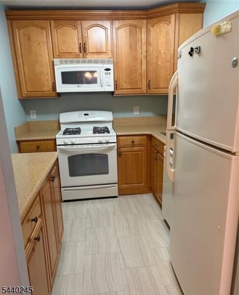 Property Photo:  601 Sunshine Ct  NJ 08859 