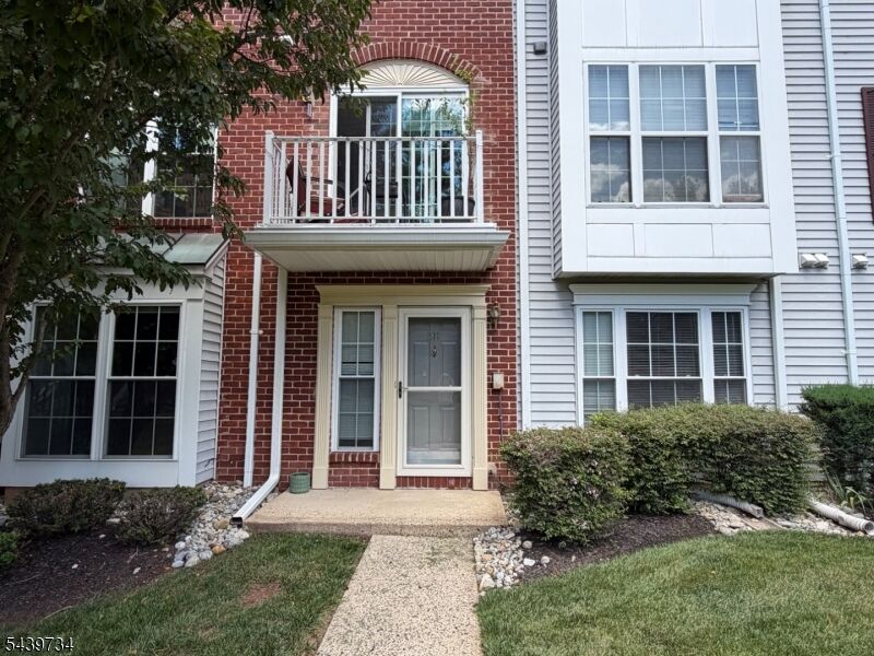 Property Photo: 511 Dunn Cir NJ 08807
