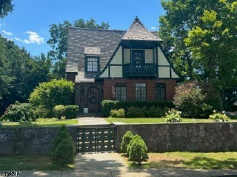Property Photo: 10 Cedar St NJ 07920