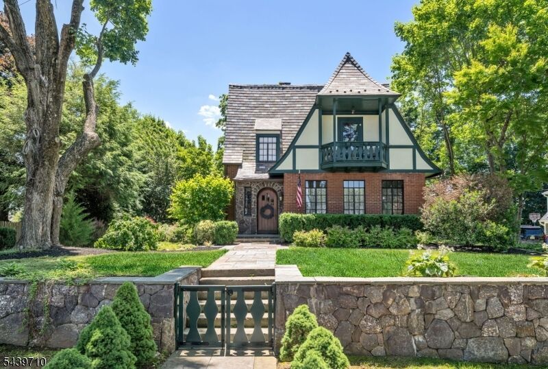 Property Photo: 10 Cedar St NJ 07920