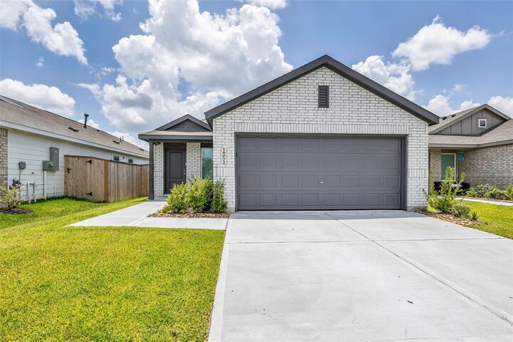 Property Photo:  18072 Trepito Avenue  TX 77357 
