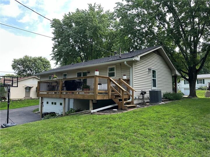 Property Photo:  5606 Ripley Street  MO 64506 