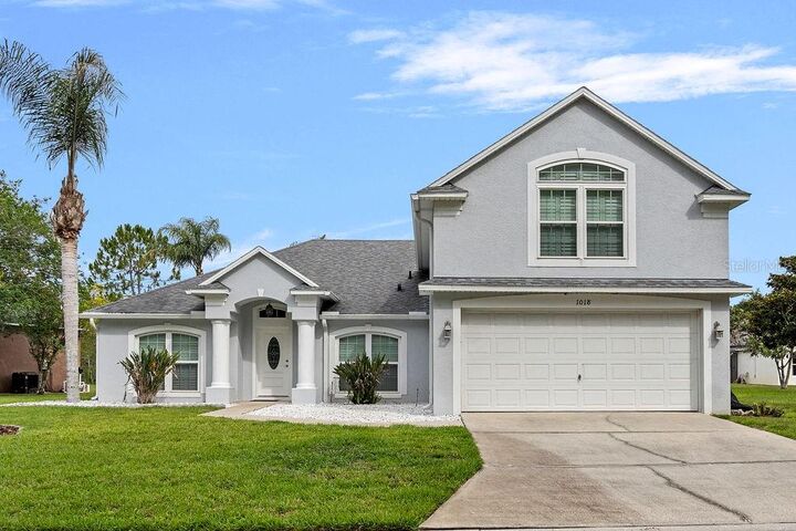 Property Photo: 1018 Grand Reserve Drive FL 33837