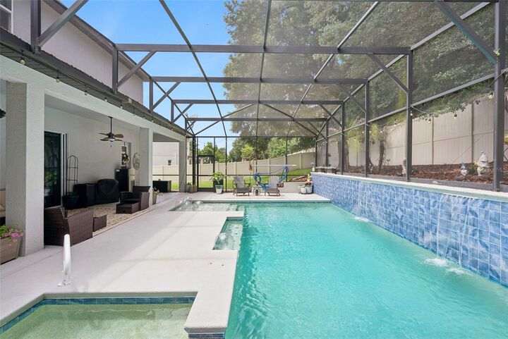 Property Photo: 3113 Pinenut Drive FL 32712