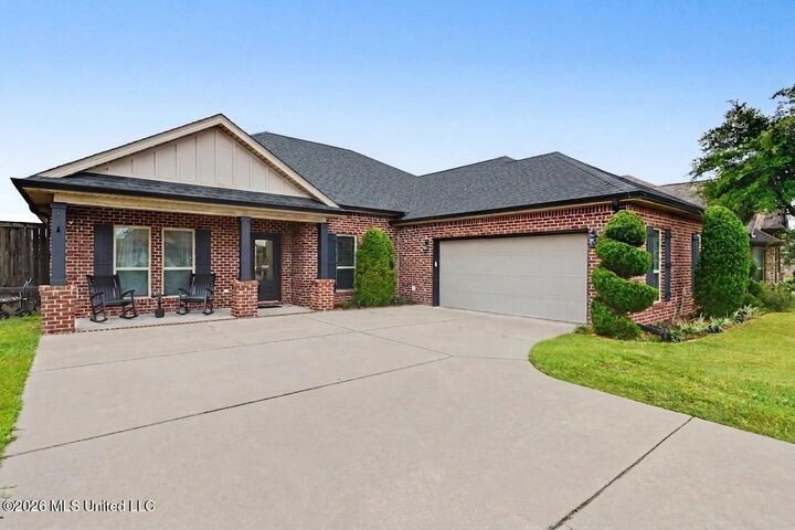 Property Photo:  6682 Sugarcane Circle  MS 39564 