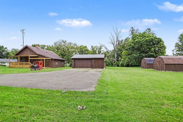 Property Photo:  180 Bansill Drive  MI 49037 
