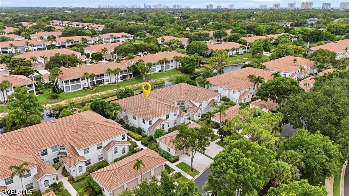 Property Photo: 6914 Satinleaf Road N 201 FL 34109