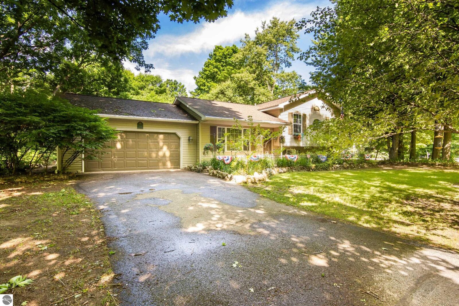 Property Photo: 2494 Holland Circle MI 49685