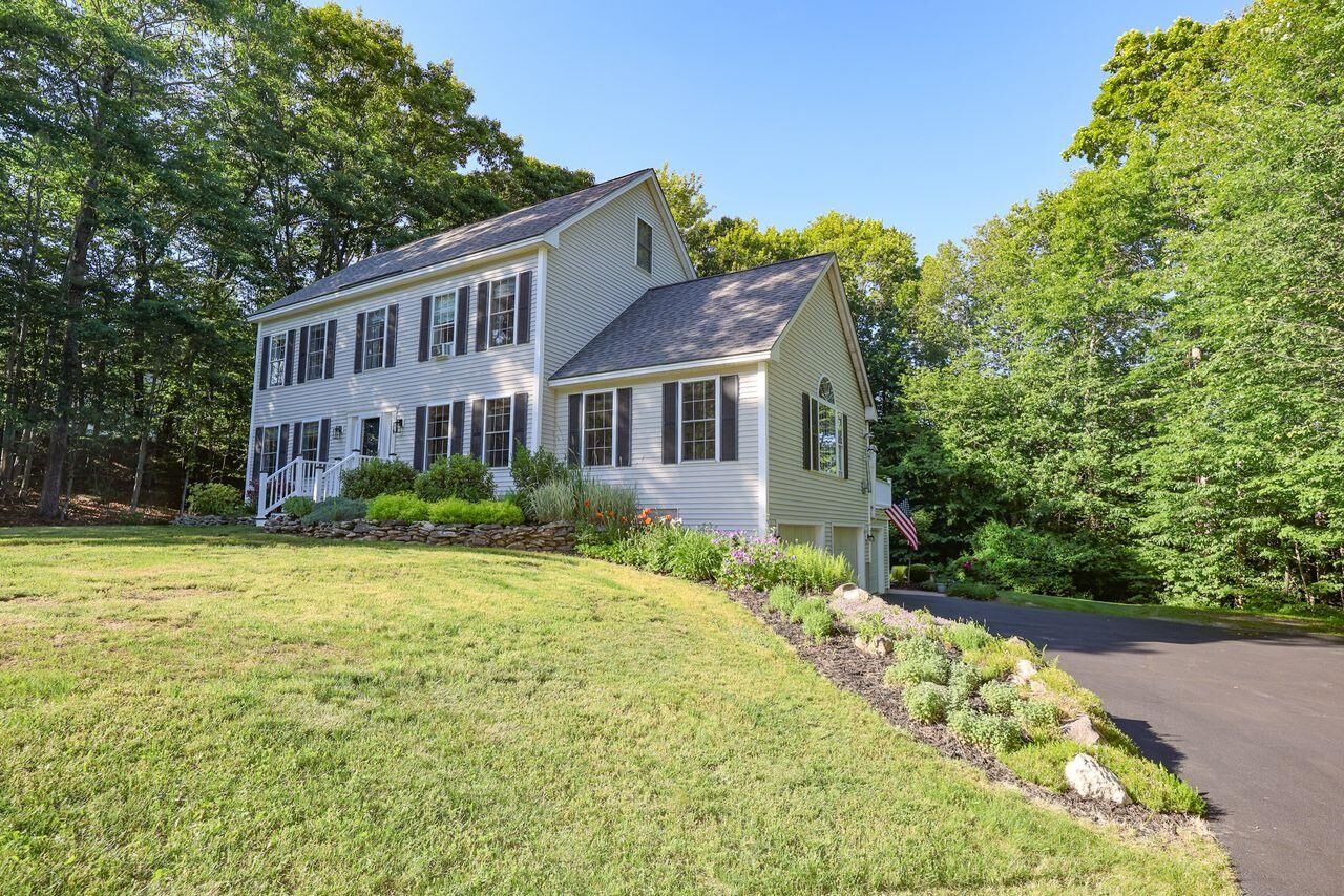Property Photo:  7 Anna Lisa Way  NH 03291 