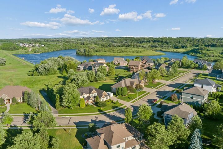Property Photo: 5352 Scenic Oak Drive SW MN 55902