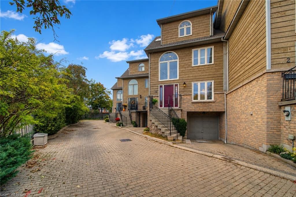 Property Photo:  2353 Marine Drive 3  ON L6L 1C5 