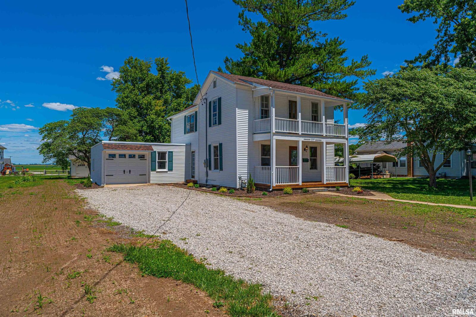 Property Photo:  209 W Logan Street  IL 62643 