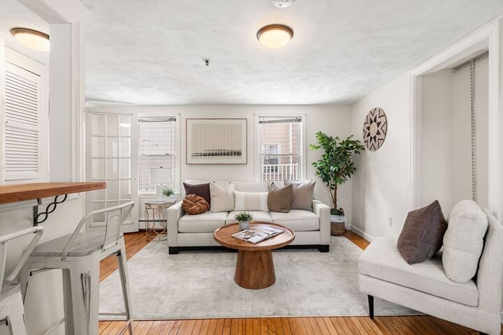 Property Photo: 21 Hawkes St 5 MA 01945