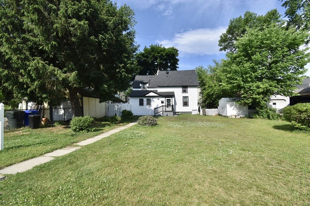 Property Photo:  106 Suffolk St  MA 01109 