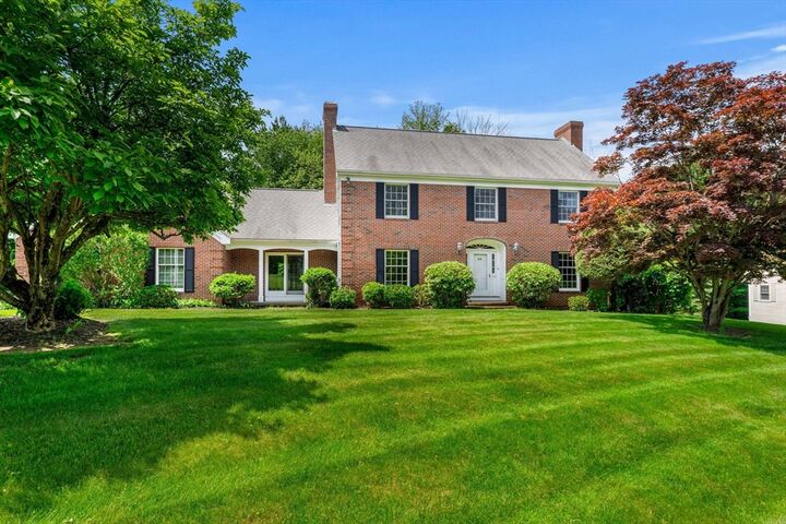 Property Photo: 33 Coventry Lane MA 01845