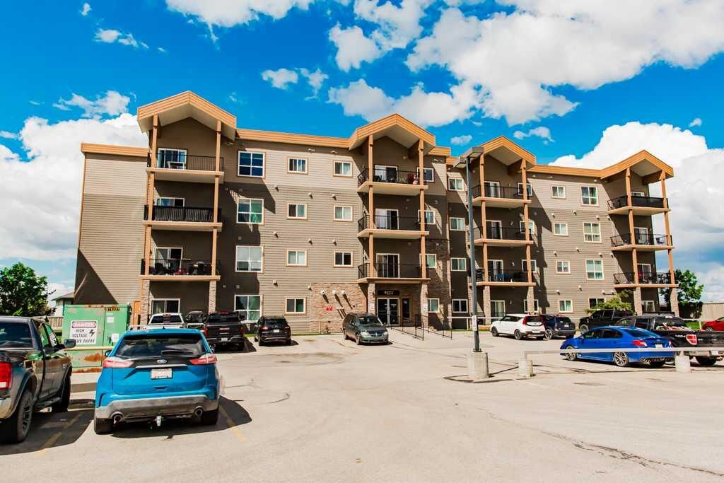 Property Photo: 9225 Lakeland Drive 404 AB T8X 0B8
