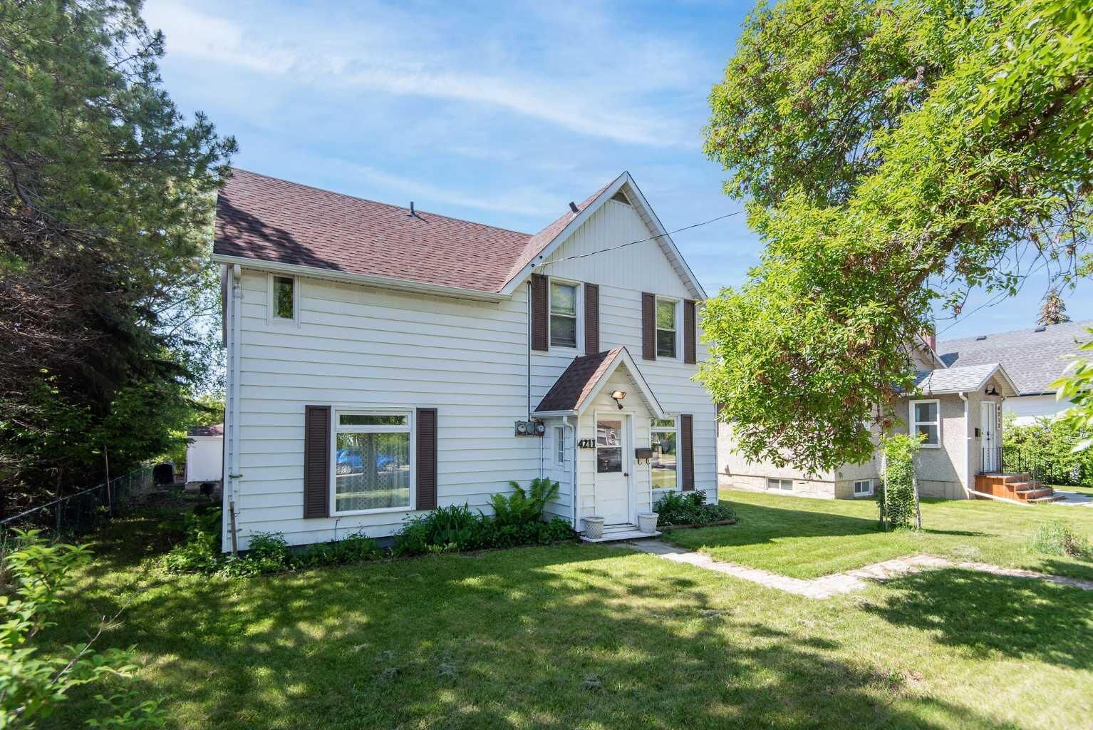 Property Photo:  4211 51A Street  AB T4N 2B7 
