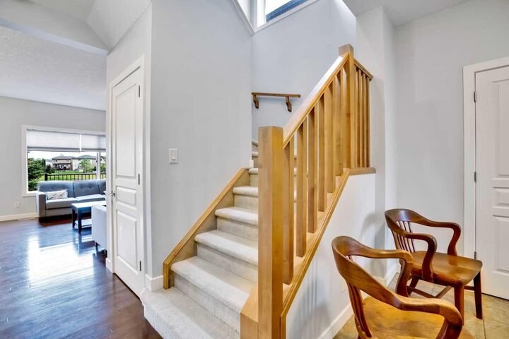 Property Photo: 1728 Luxstone Drive SW AB T4B 0H4