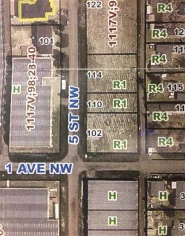 Property Photo:  114 5 Street NW  AB T0J 2P0 