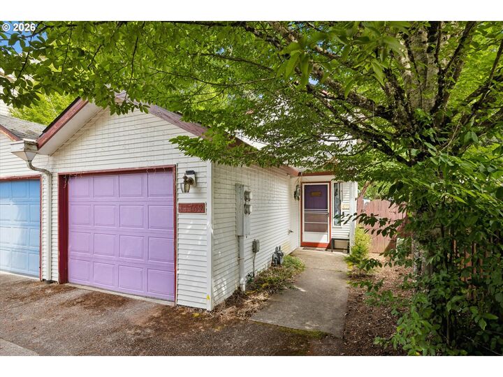 Property Photo: 11769 SE Boise St OR 97266