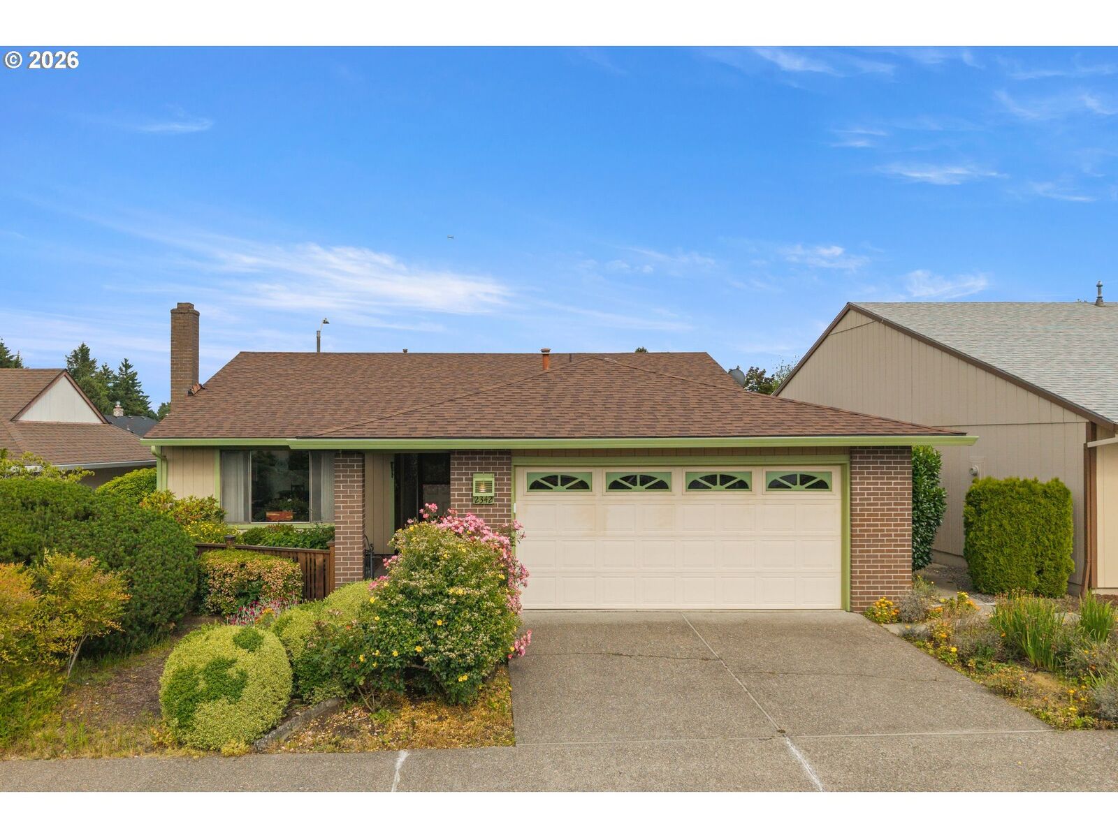 Property Photo:  2342 NE 149th Ave  OR 97230 