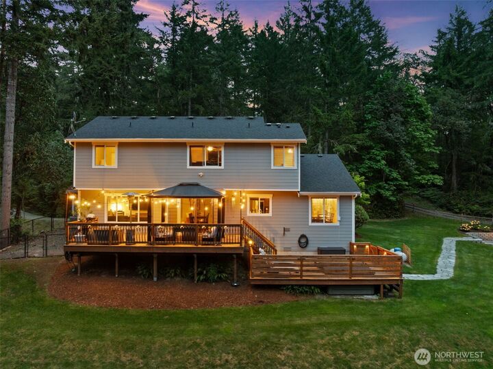 Property Photo:  9328  74th Avenue NW  WA 98332 
