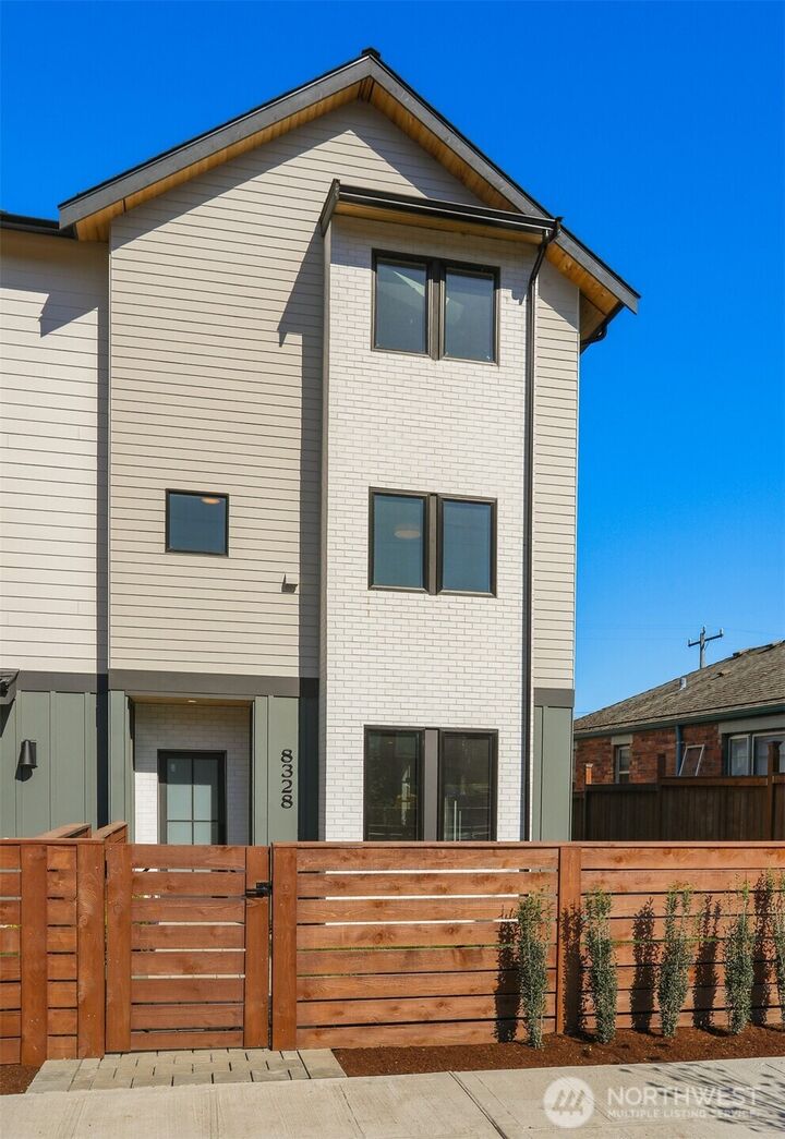 Property Photo:  8328  24th Avenue NW  WA 98117 