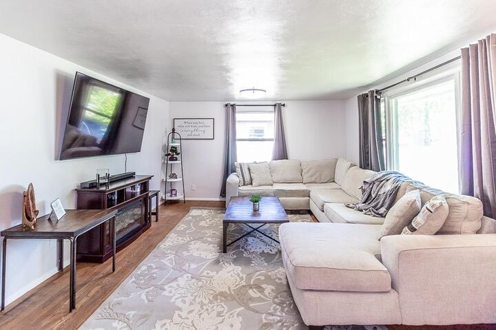 Property Photo: 527 E Wilson Avenue WI 54915-2029