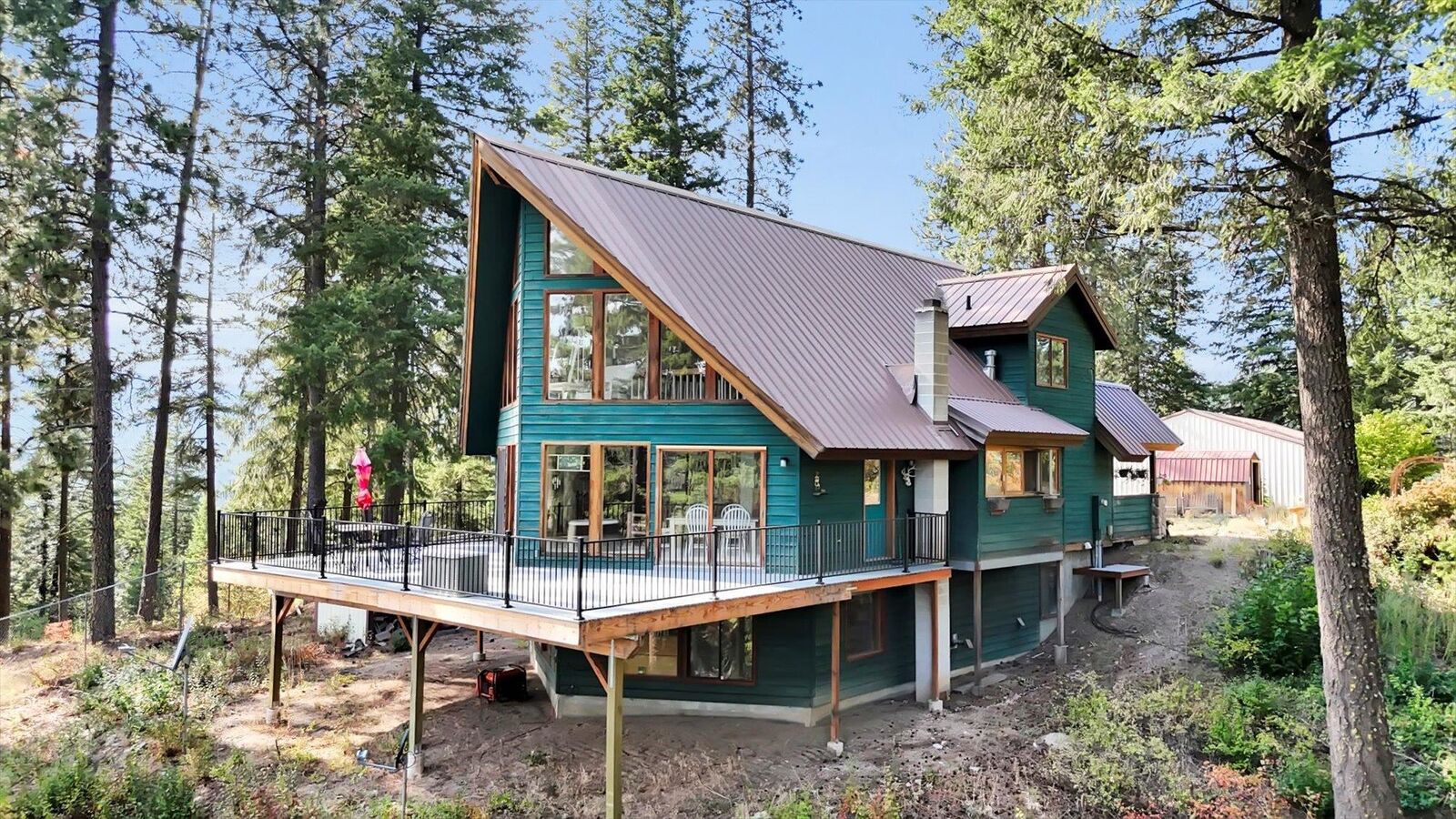 Property Photo: 17820 N Forest Ln WA 99025
