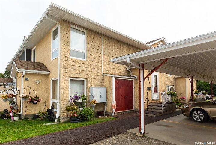 Property Photo: 279 Hochelaga Street E H SK S6H 0N9