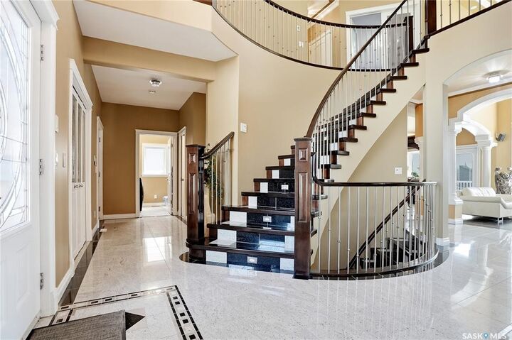 Property Photo:  1607 Stensrud Road  SK S7W 0C5 